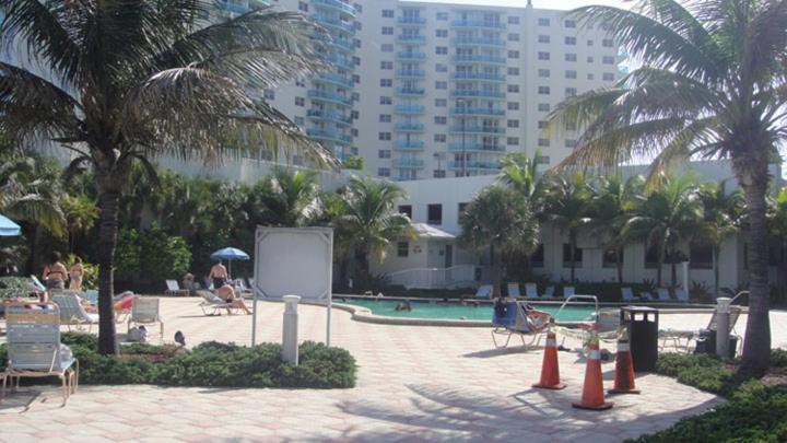 Apartment The Tides On Miami Hollywood